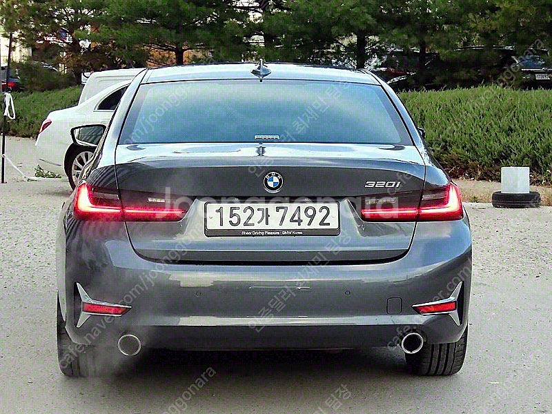 BMW 3시리즈 중고 BMW 중고 BMW 3시리즈 중고차 할부가능 2020년식 19,334km 320i M 스포츠 ...--4